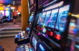 myan77 စလော့ Pragmatic Play PG Soft Habanero Myanmar ကစားသမားများ slot games ကစားနေသောမြင်ကွင်း