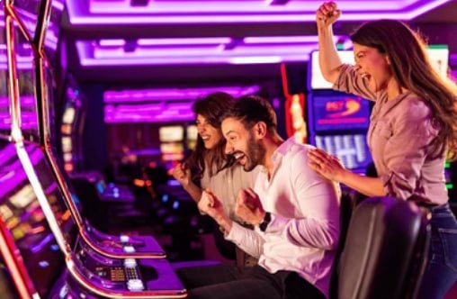 myan77 Live Casino Baccarat Roulette dealer ရုံခန်း